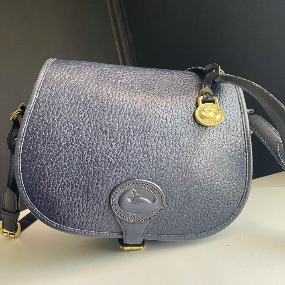 Dooney and Bourke AWL Leather Navy Blue Saddle crossbody Bag - Picture 2 of 15